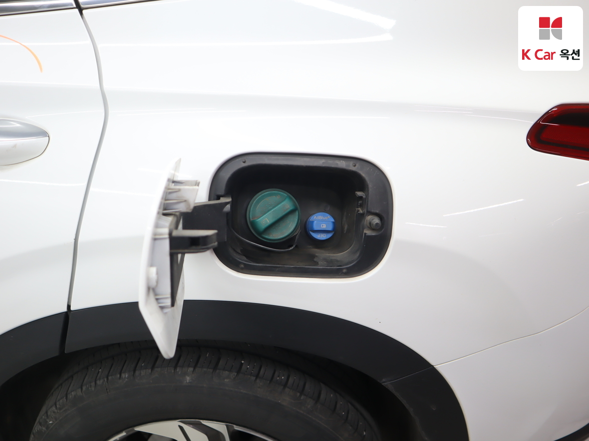 Hyundai Santa Fe 2021 - Image 24