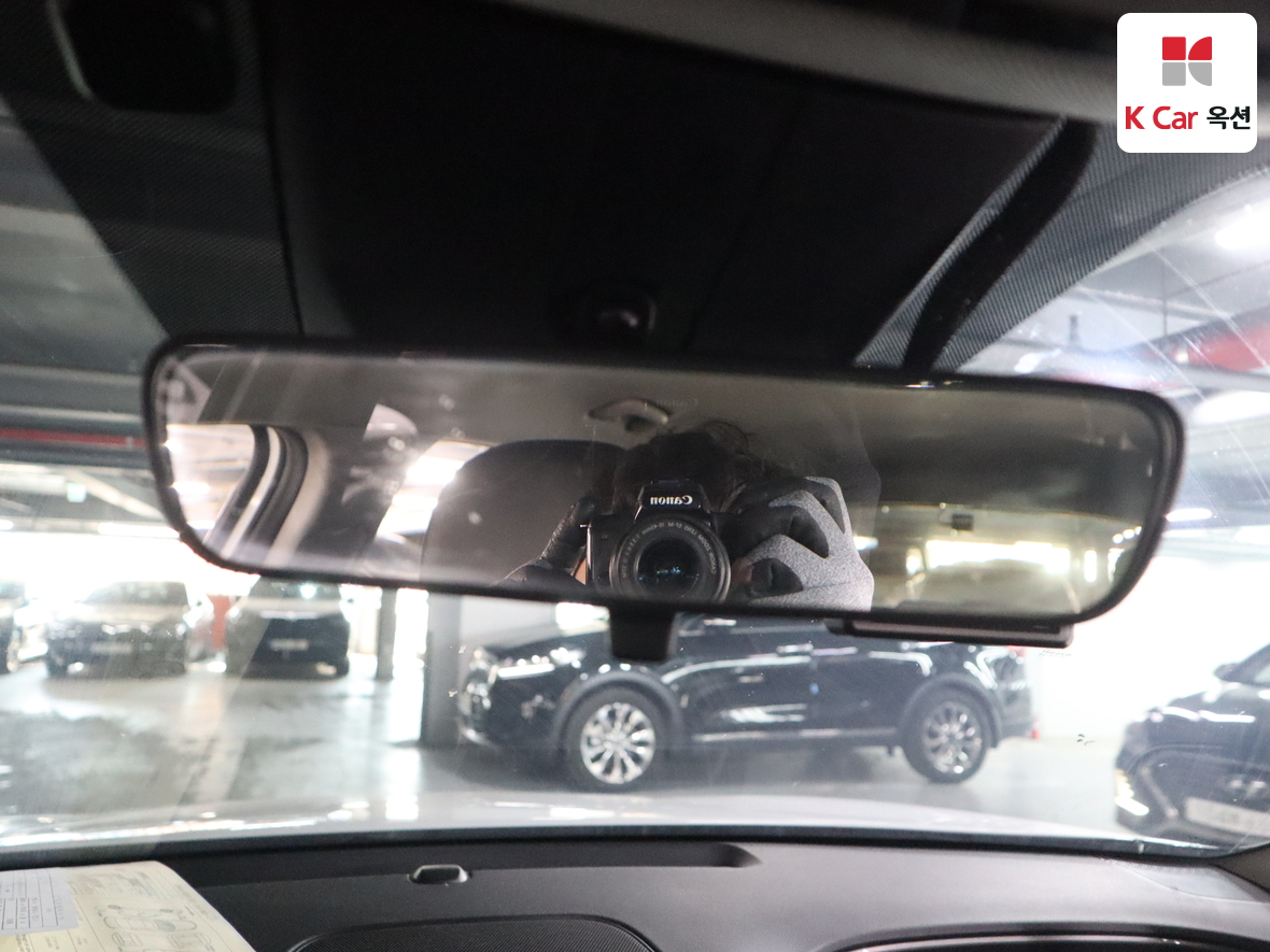 Hyundai Santa Fe 2021 - Image 13