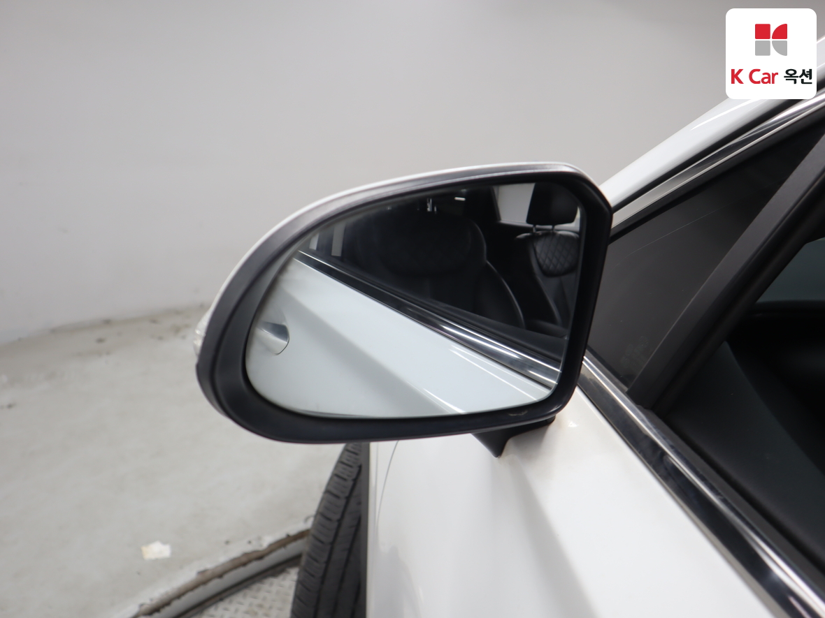 Hyundai Santa Fe 2021 - Image 21