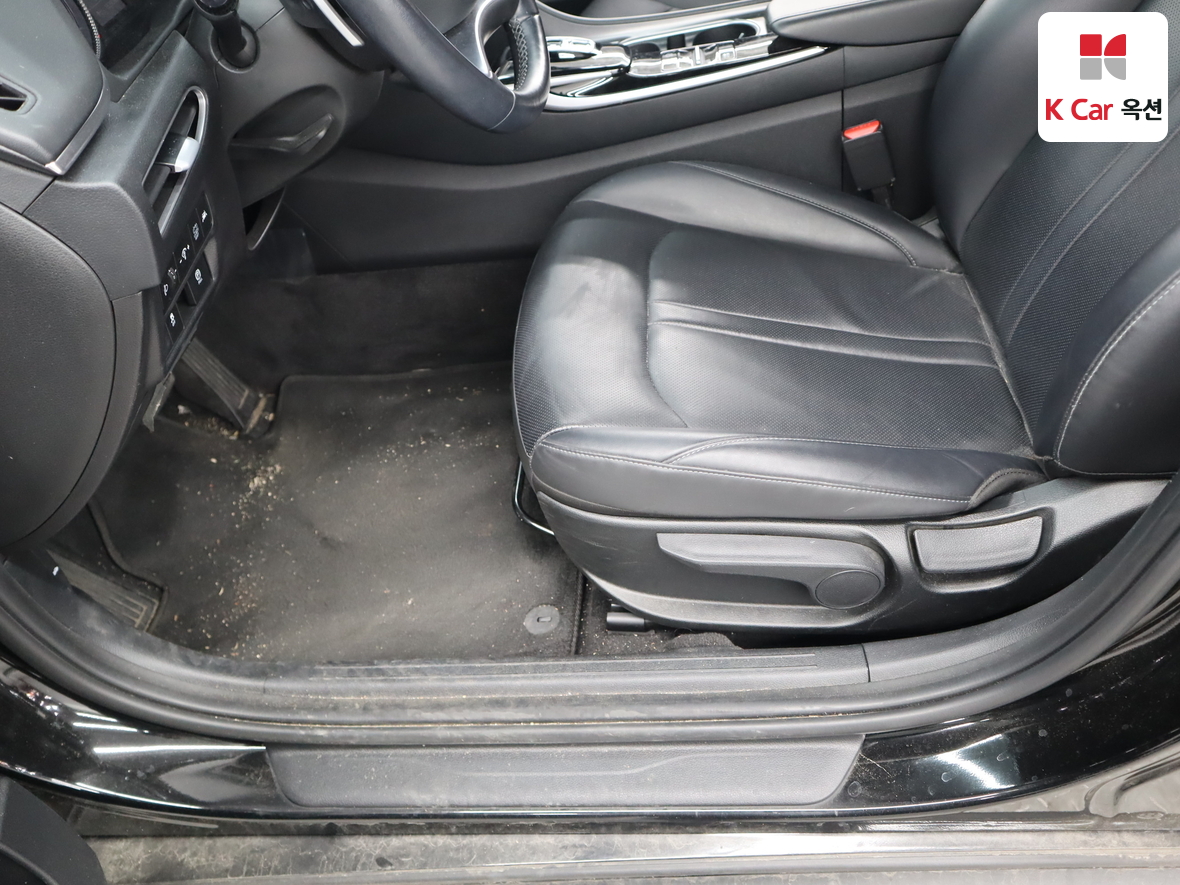 هيونداي سوناتا 2022 - صورة 18