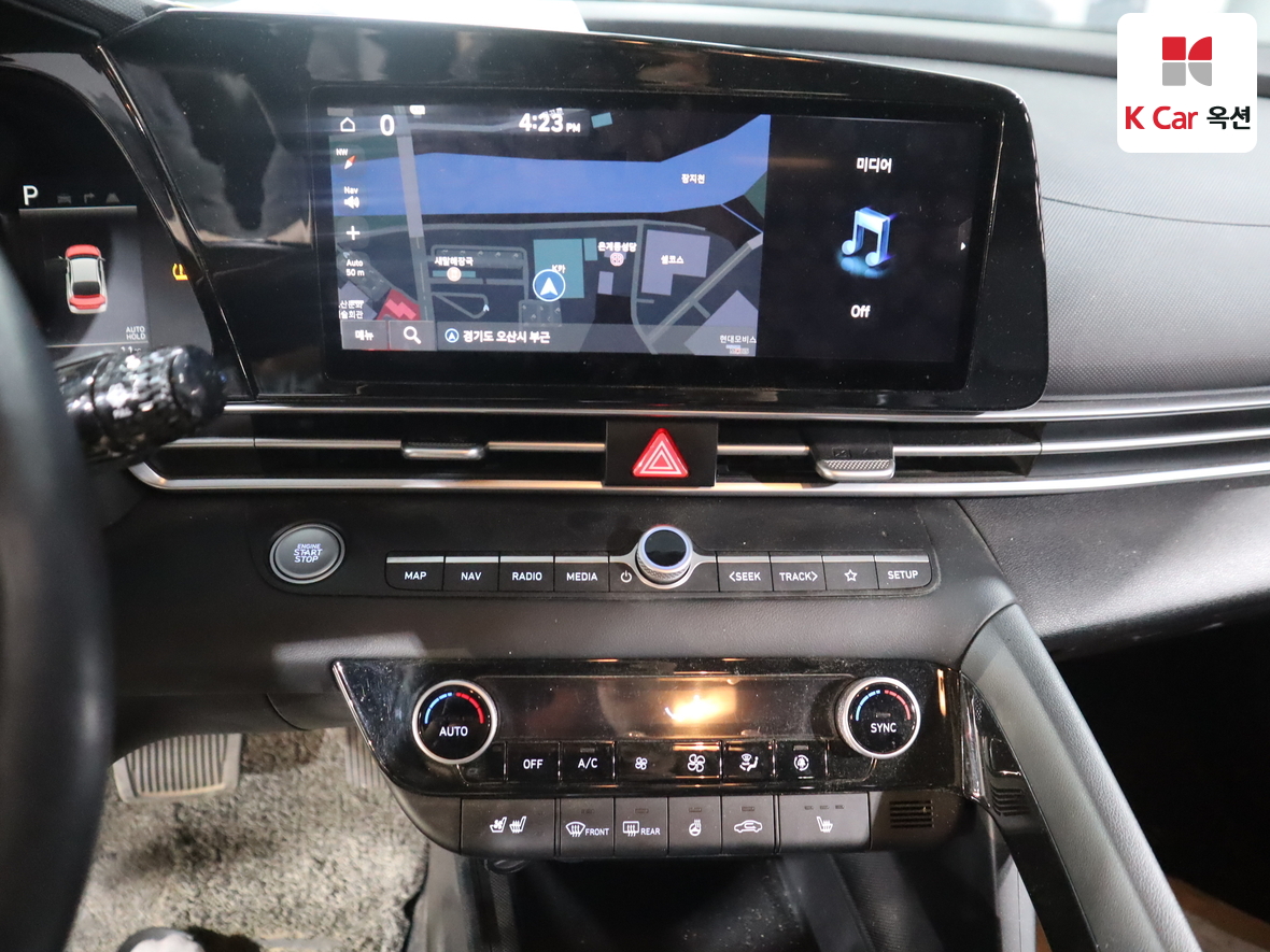 Hyundai Elantra 2022 - Image 6