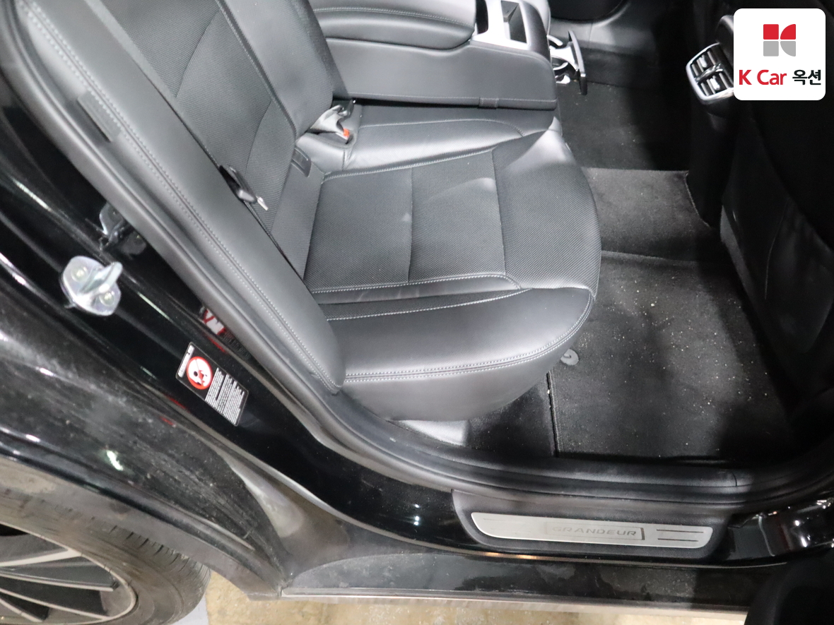 Hyundai Grandeur 2022 - Image 29