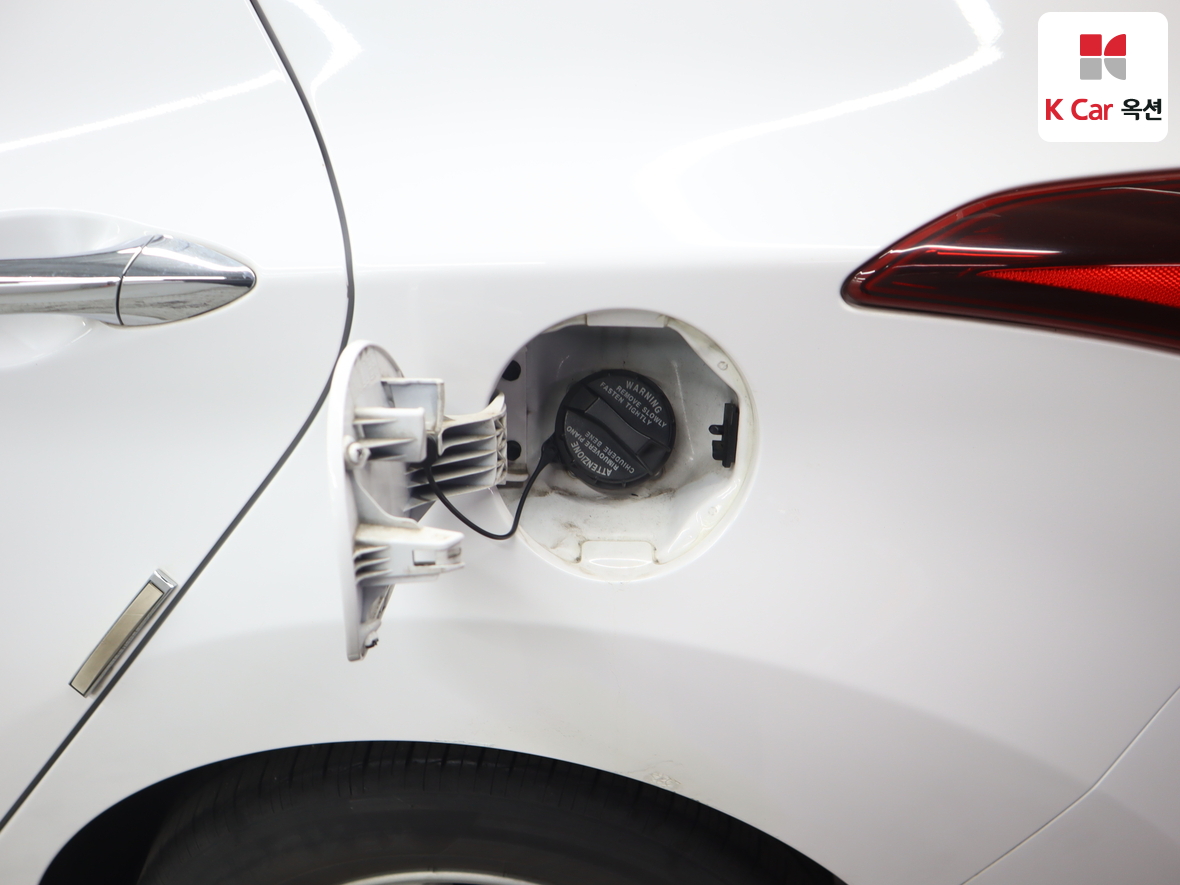 هيونداي إلانترا 2014 - صورة 23