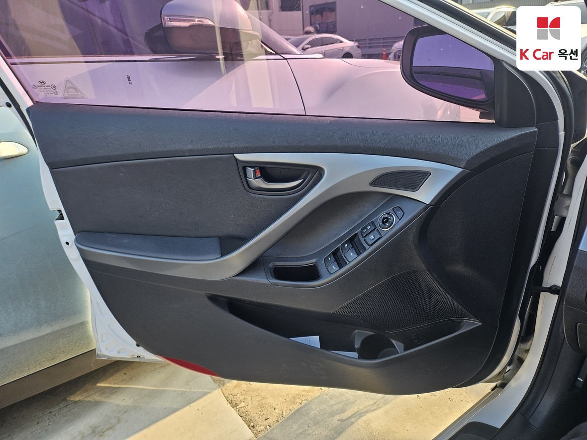 هيونداي إلانترا 2014 - صورة 8