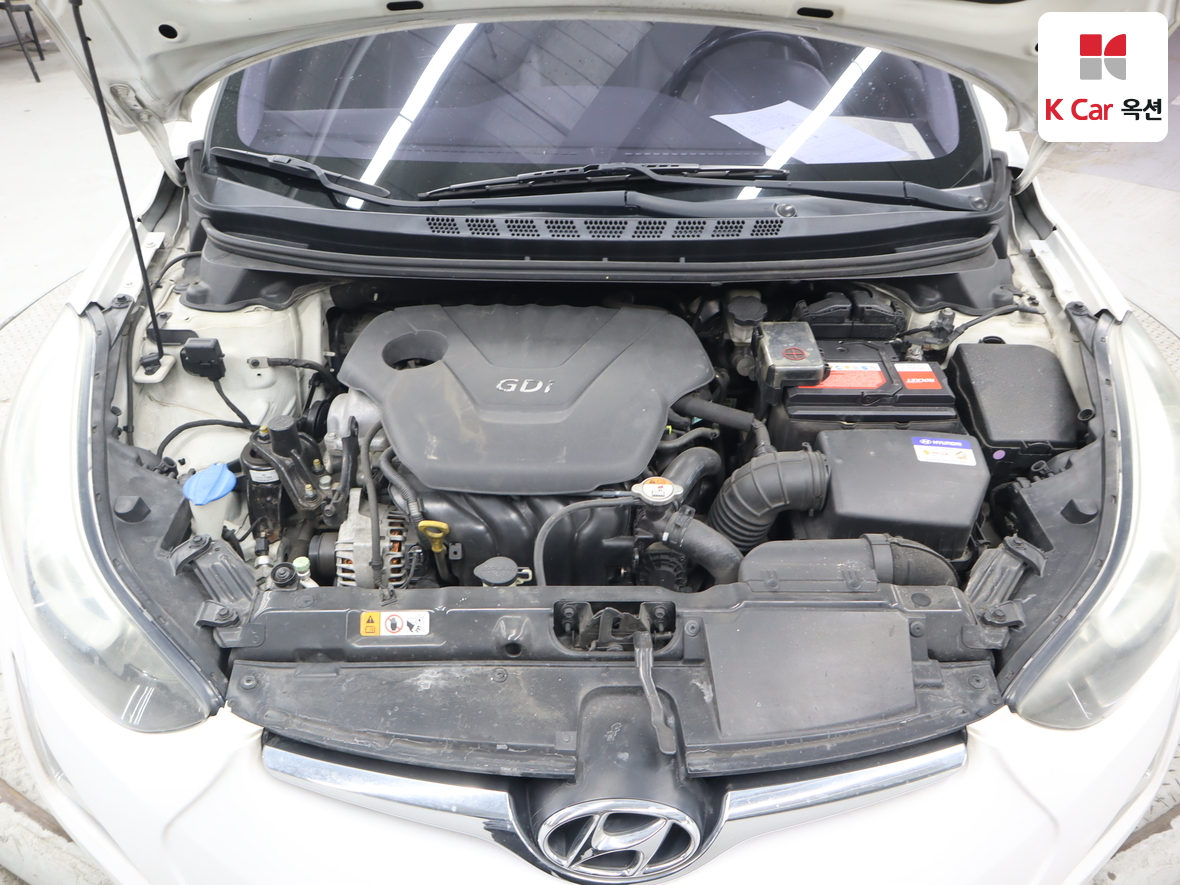 هيونداي إلانترا 2014 - صورة 32