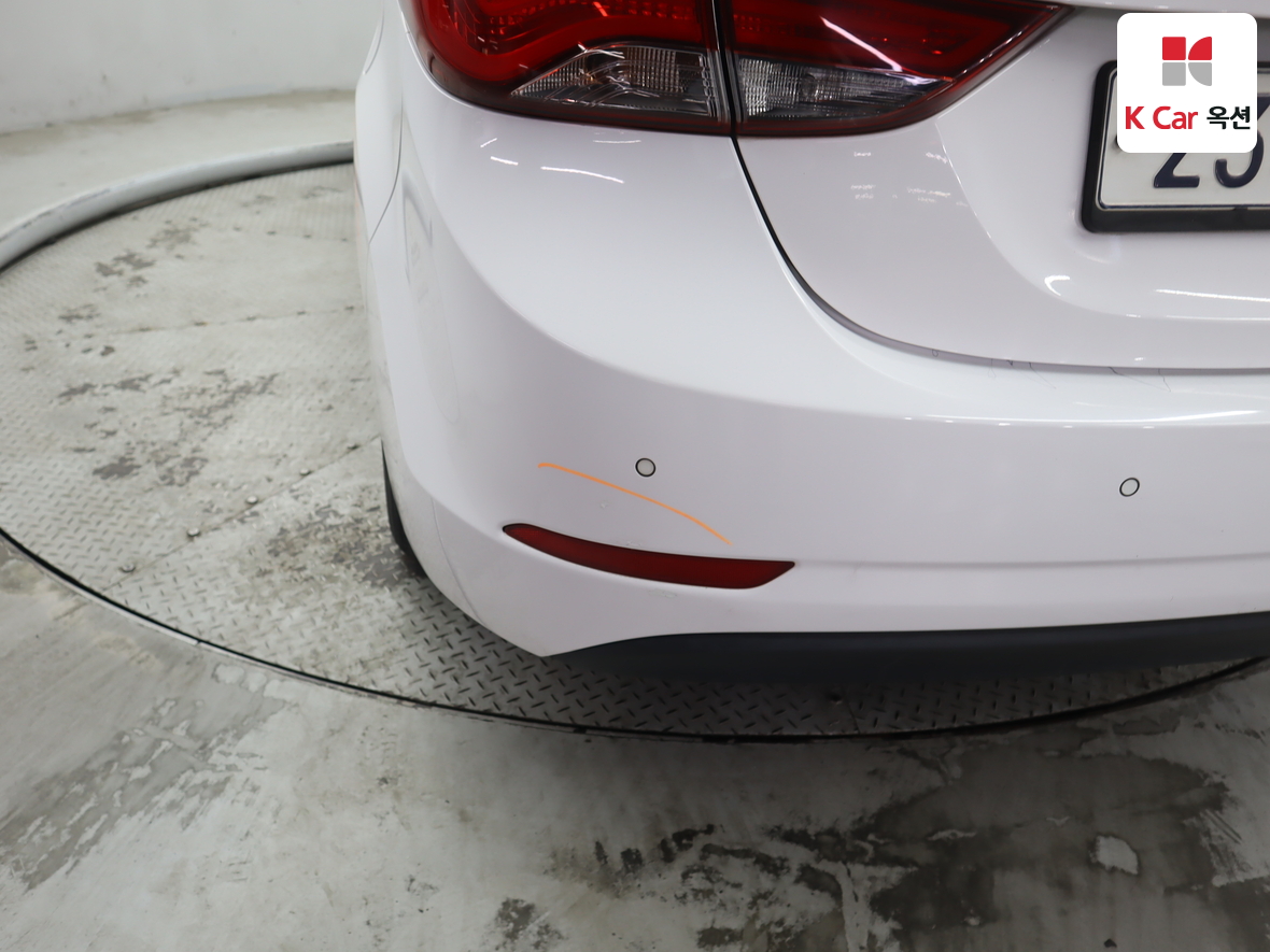 هيونداي إلانترا 2014 - صورة 40