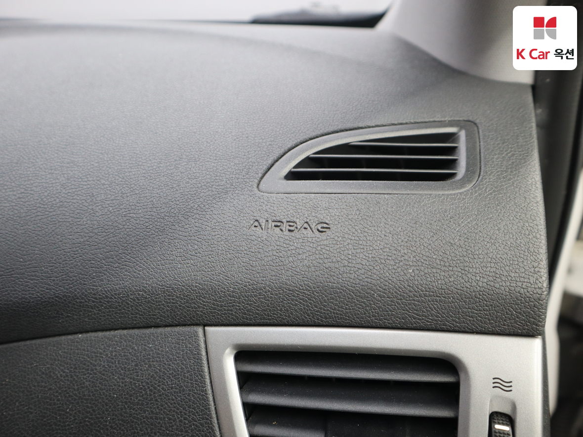 هيونداي إلانترا 2014 - صورة 30