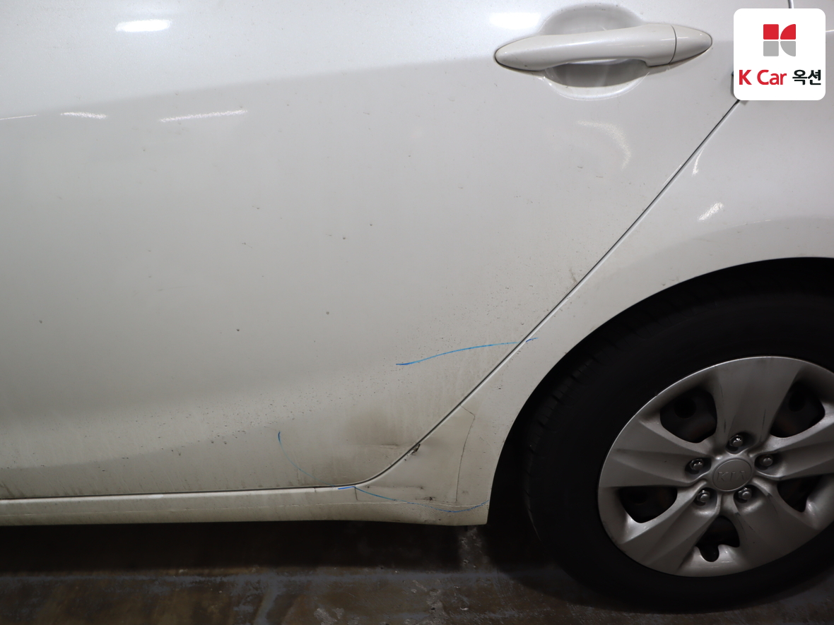 Kia K3 2013 - Image 35