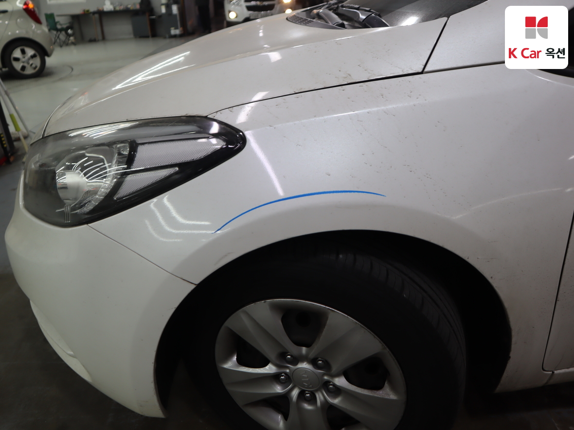 Kia K3 2013 - Image 34