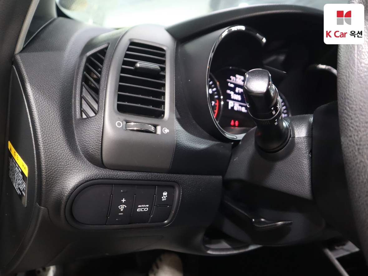 Kia K3 2013 - Image 9