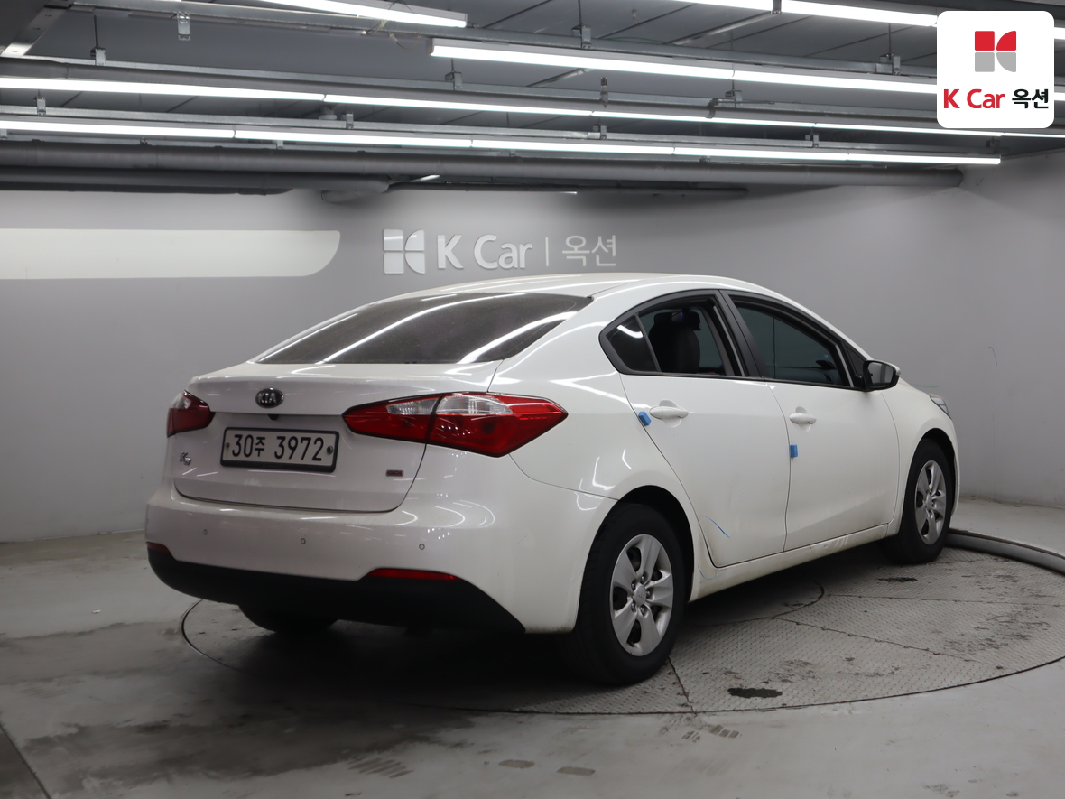 Kia K3 2013 - Image 2