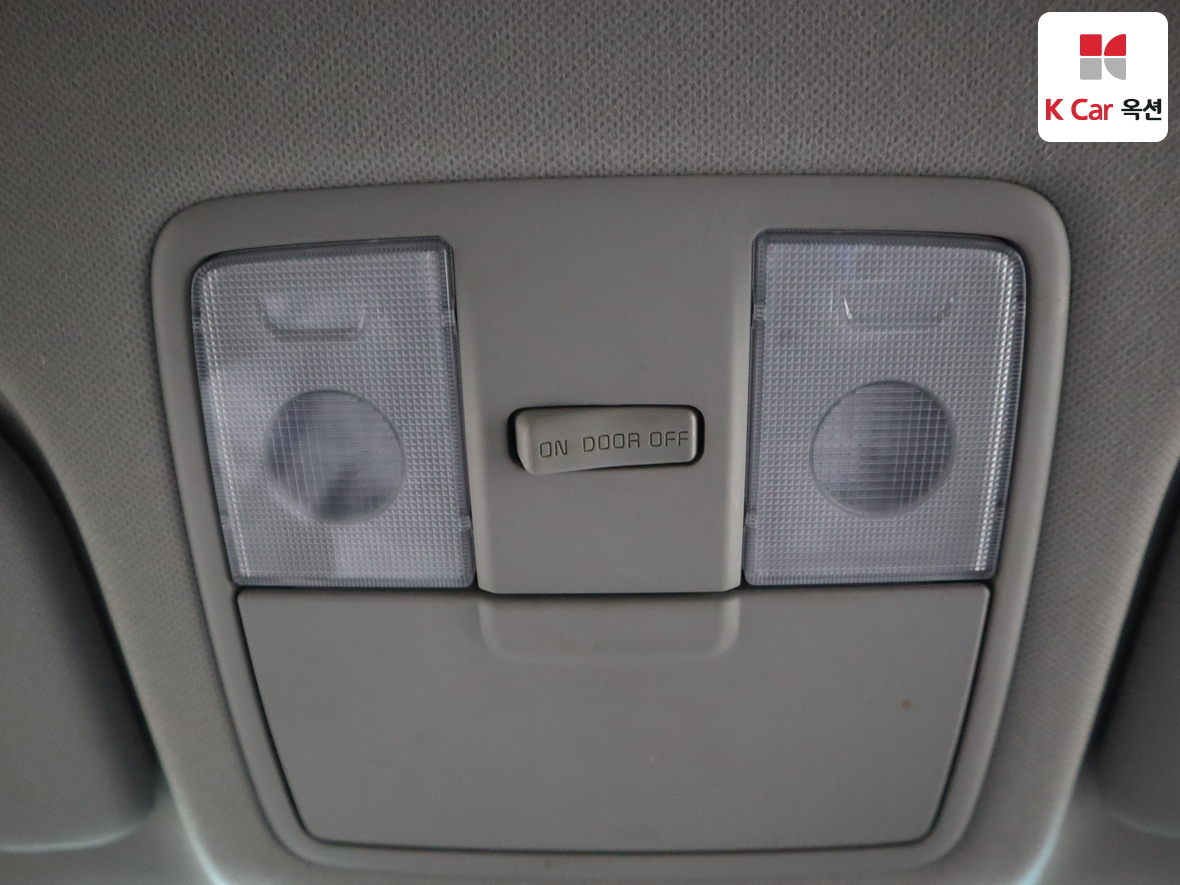 Kia K3 2013 - Image 12