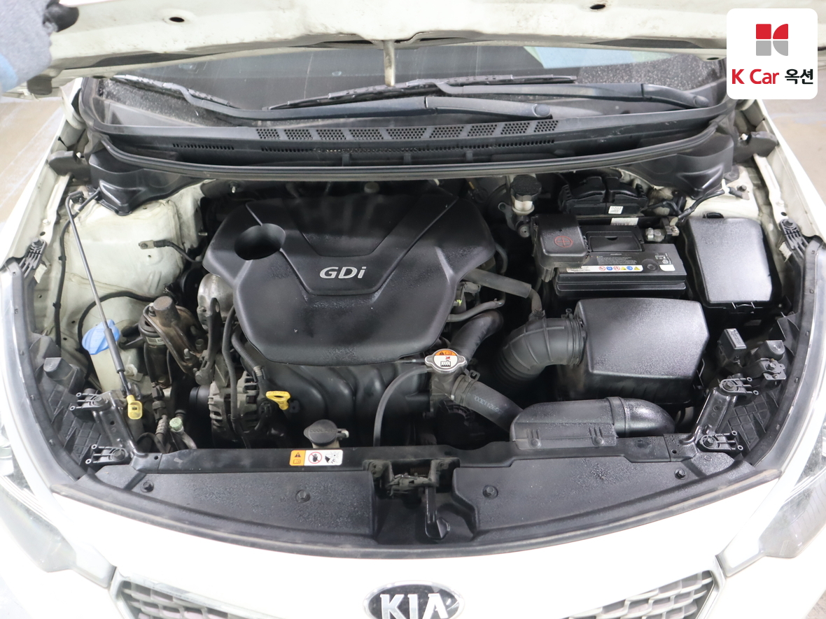 Kia K3 2013 - Image 31
