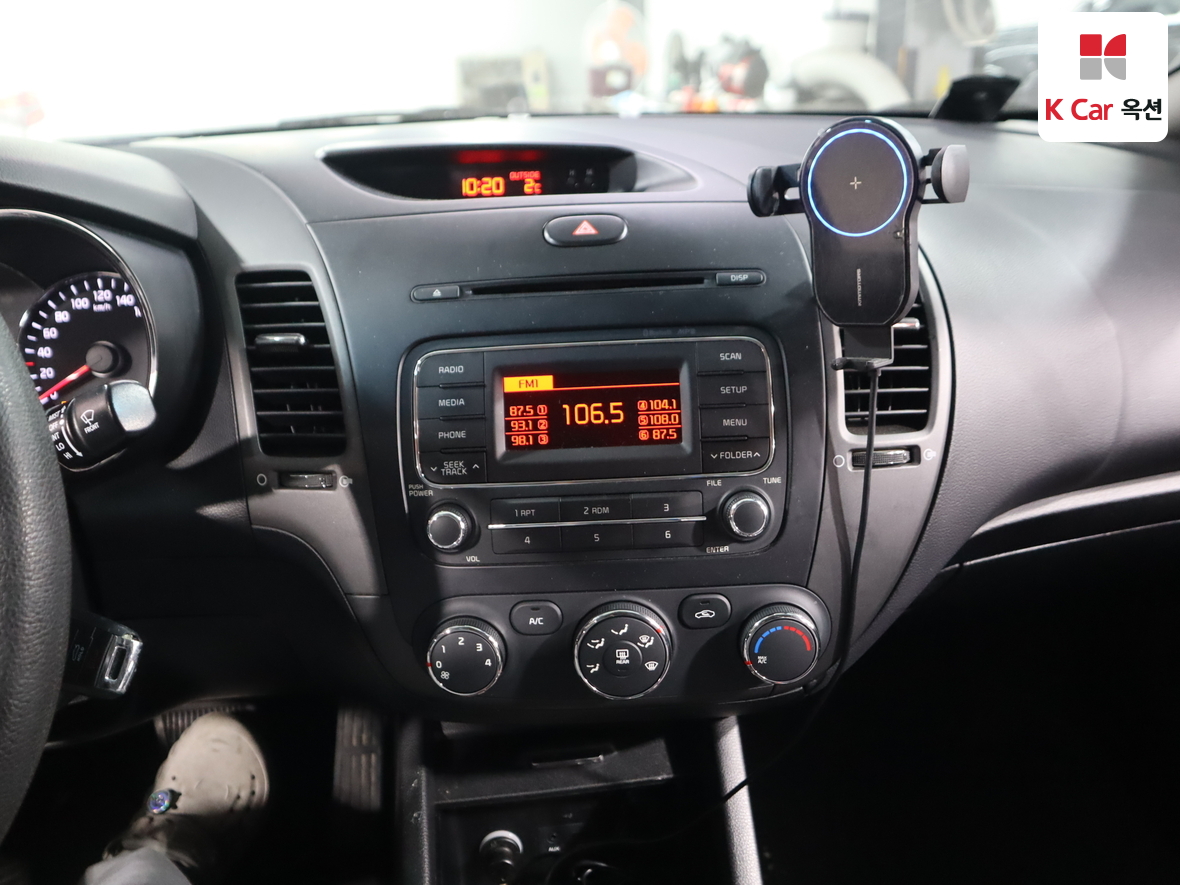 Kia K3 2013 - Image 6