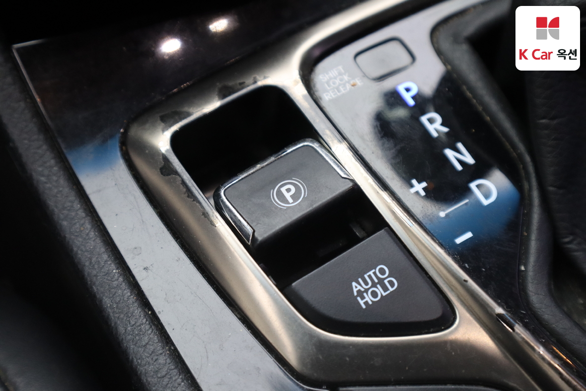 هيونداي أزيرا 2012 - صورة 17