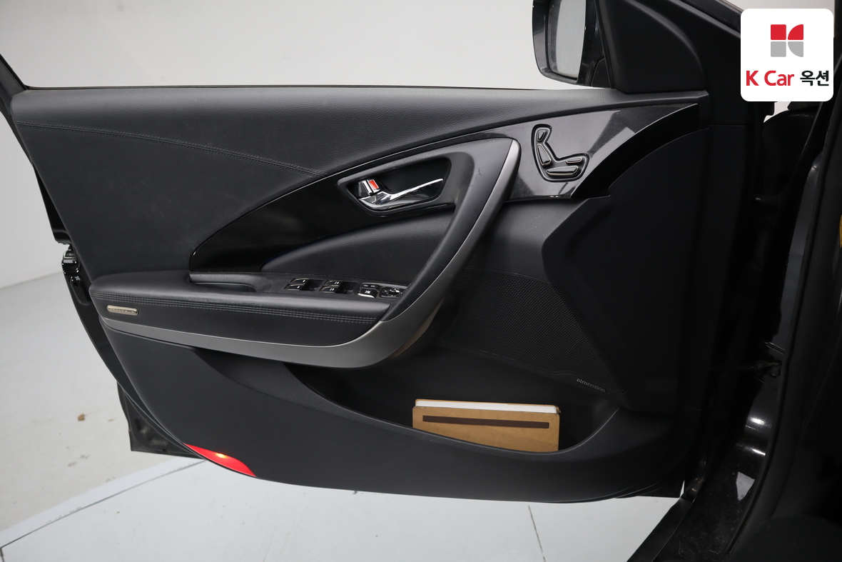 هيونداي أزيرا 2012 - صورة 8