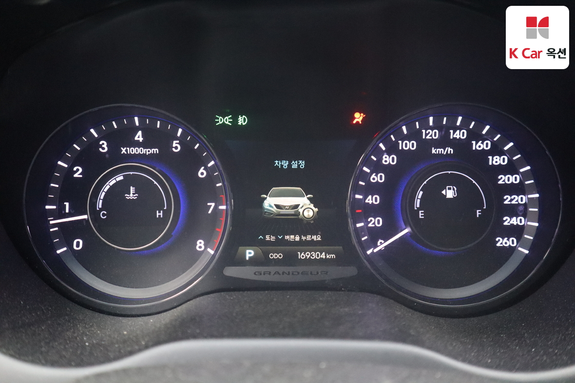 هيونداي أزيرا 2012 - صورة 5