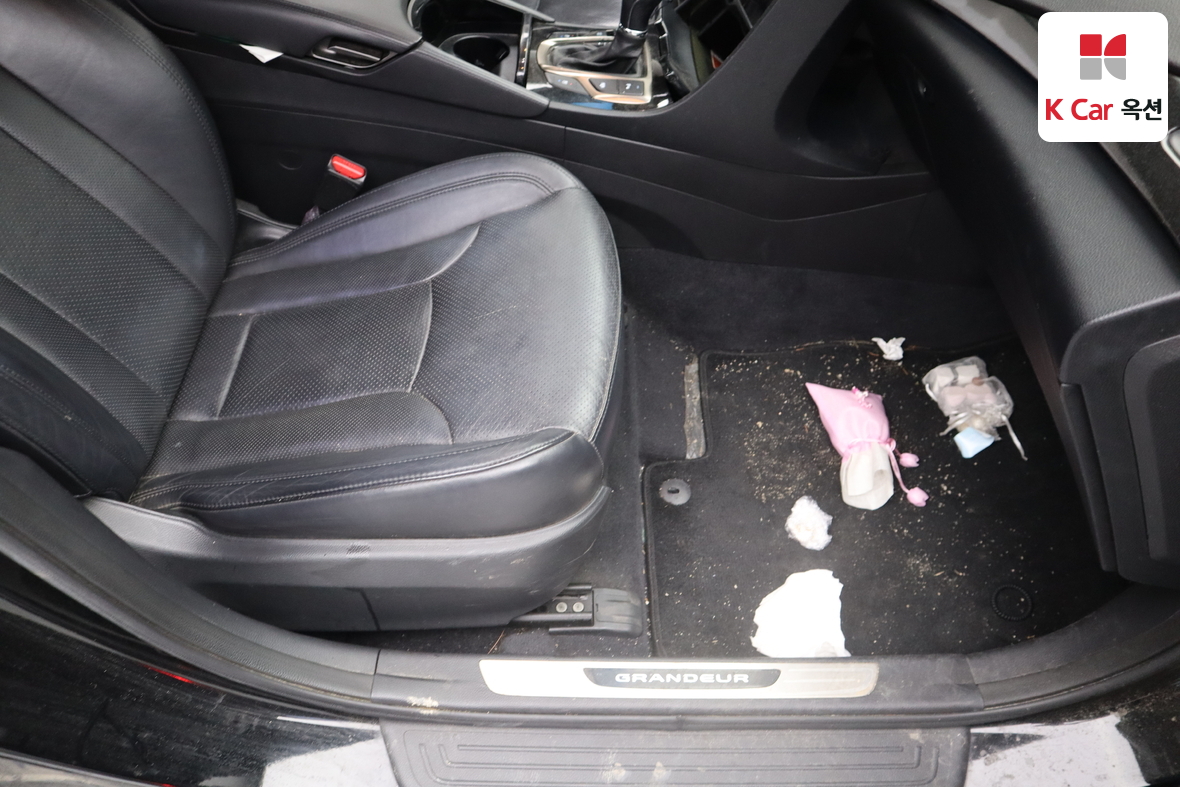 هيونداي أزيرا 2012 - صورة 32