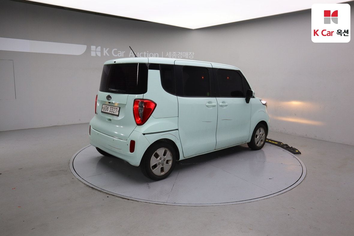 Kia Ray 2012 - Image 2