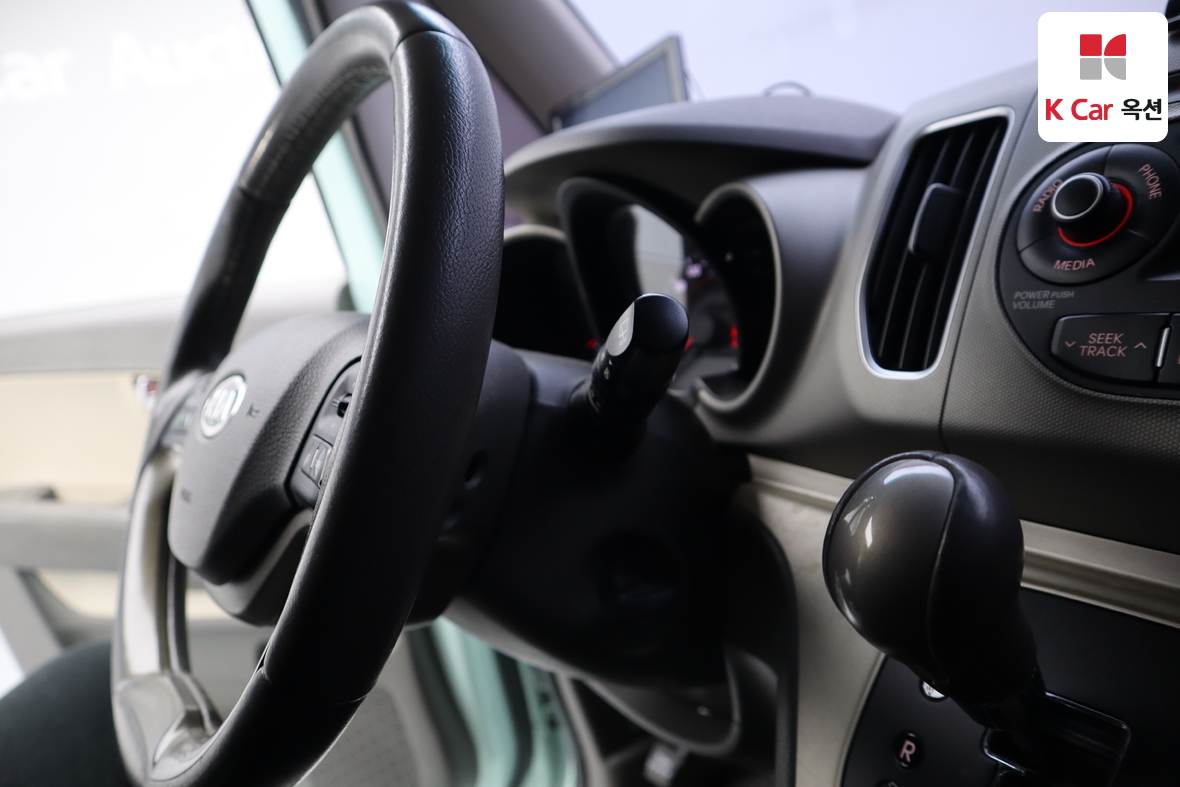 Kia Ray 2012 - Image 11