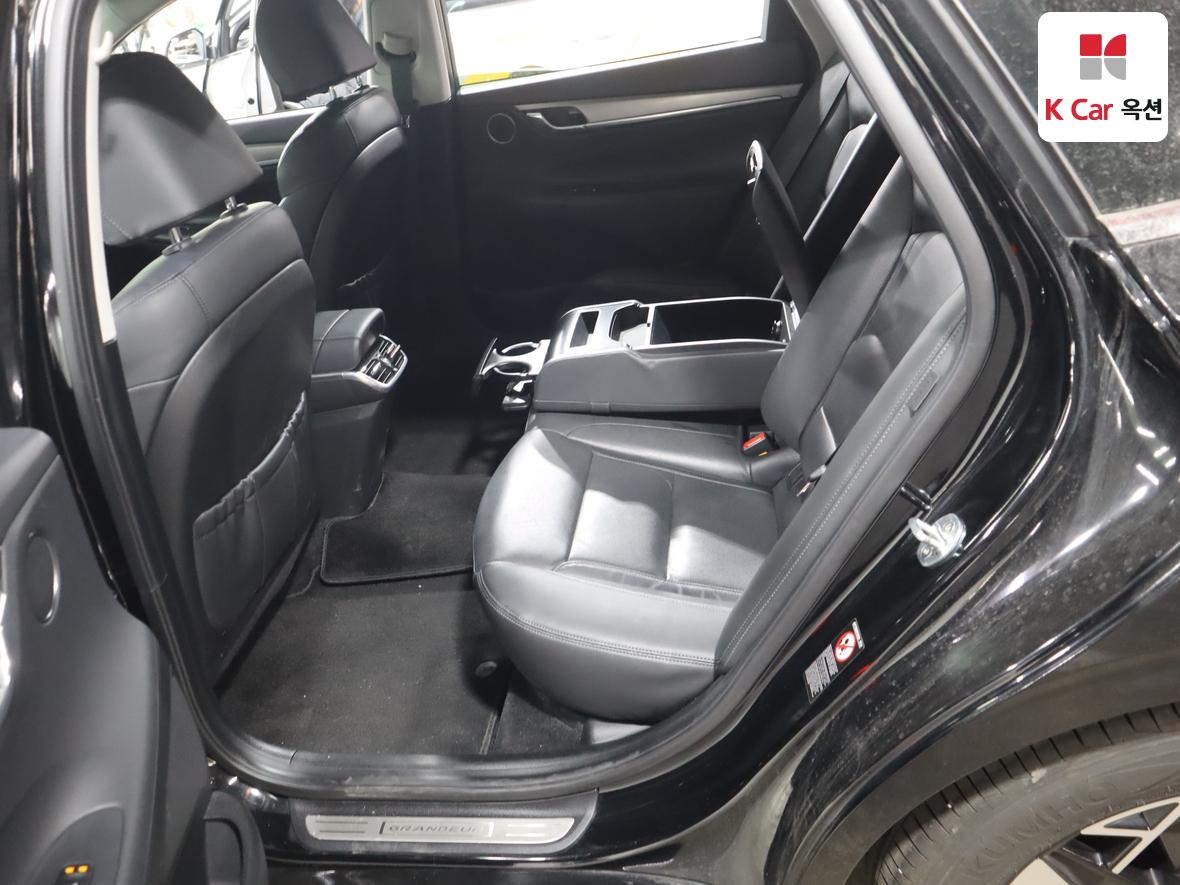 Hyundai Grandeur 2022 - Image 24