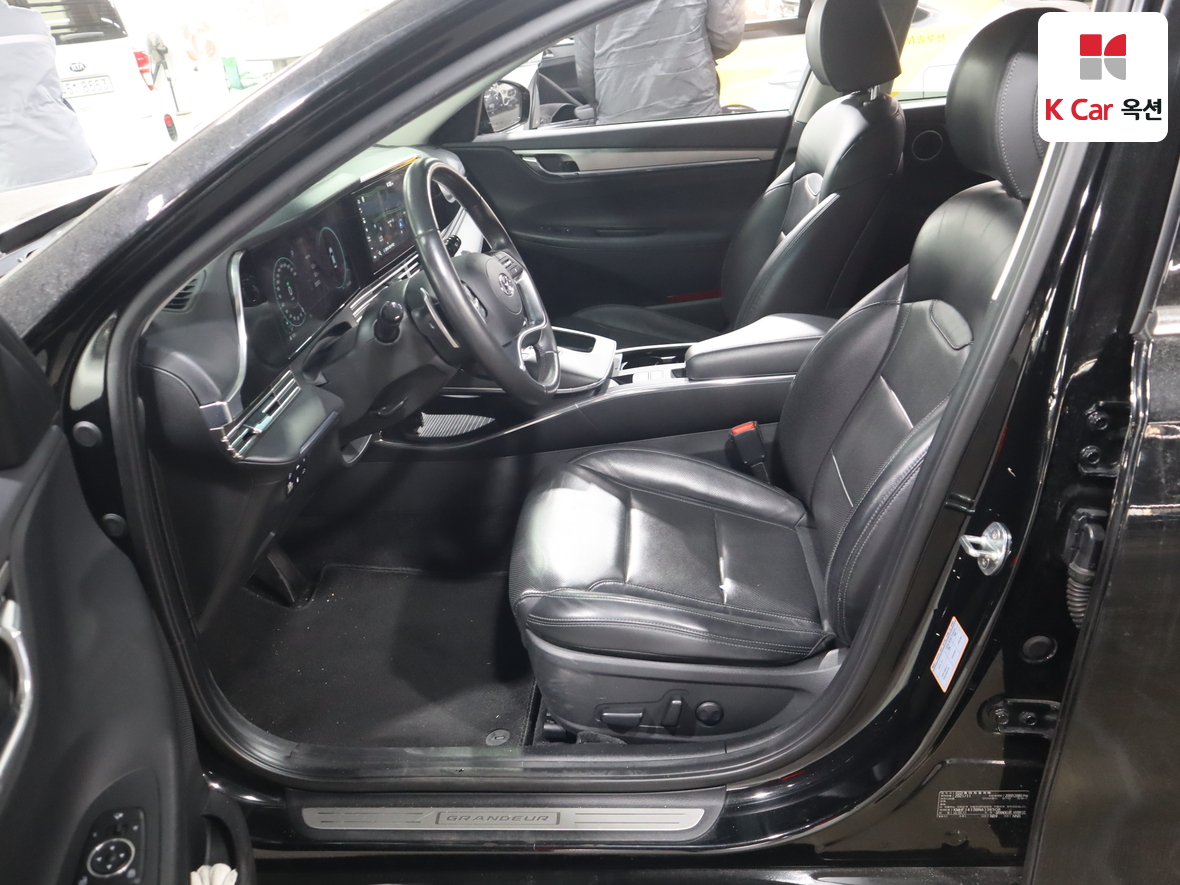 Hyundai Grandeur 2022 - Image 19