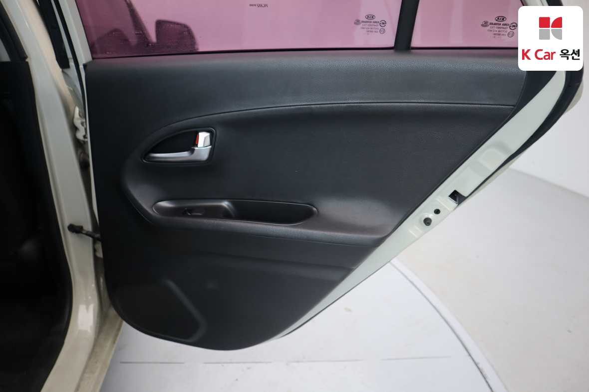 Kia Morning 2012 - Image 26