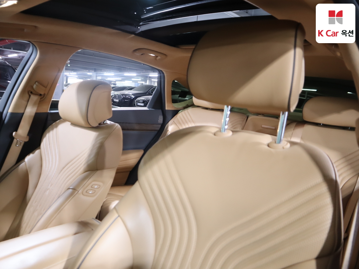 Genesis G80 2022 - Image 19