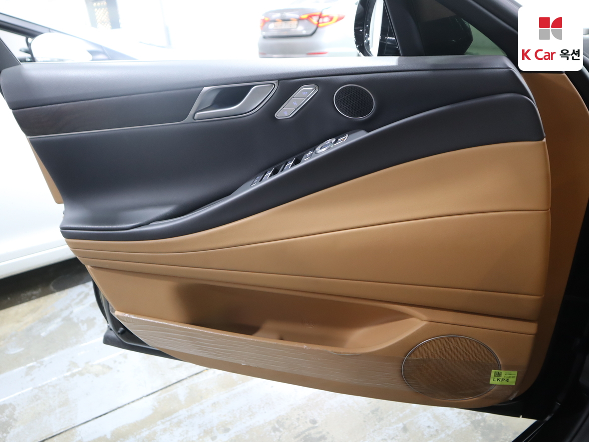 Genesis G80 2022 - Image 8