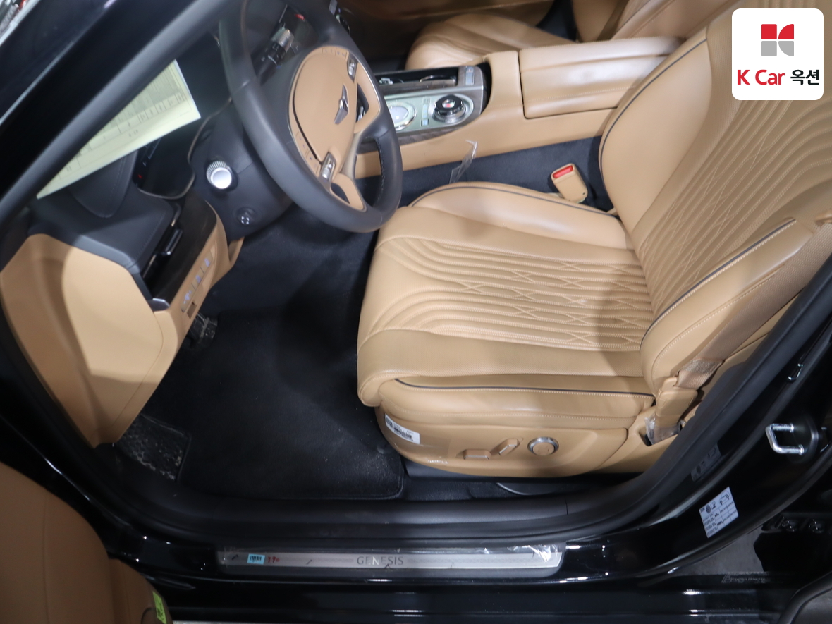 Genesis G80 2022 - Image 18