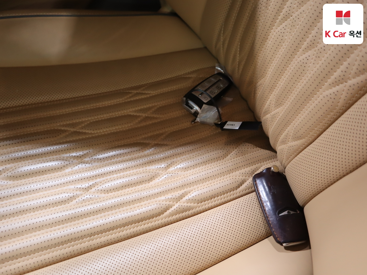 Genesis G80 2022 - Image 17