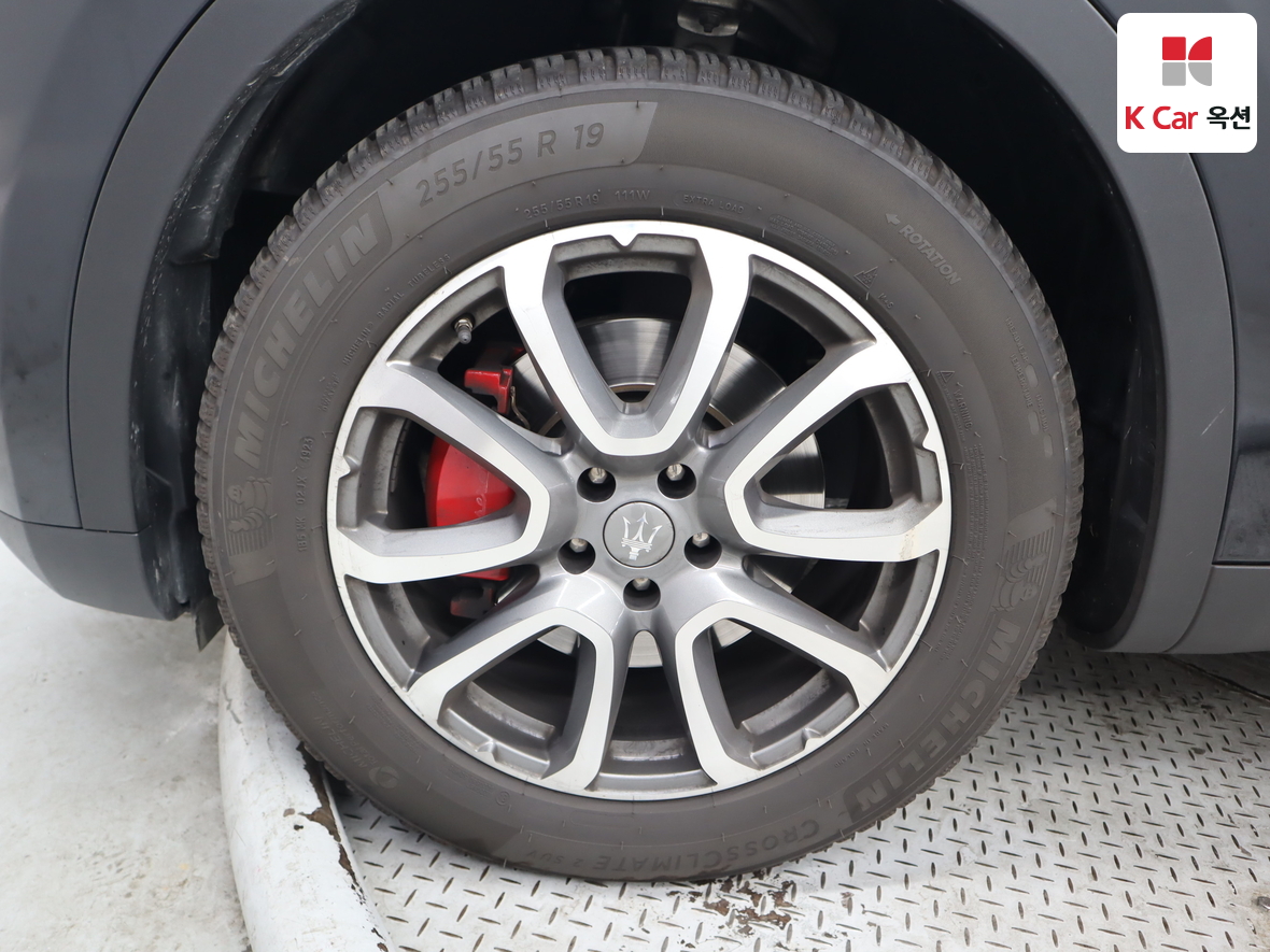 2019 - Maserati Levante