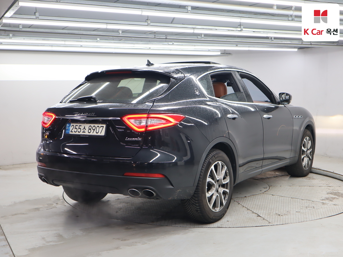 2019 - Maserati Levante