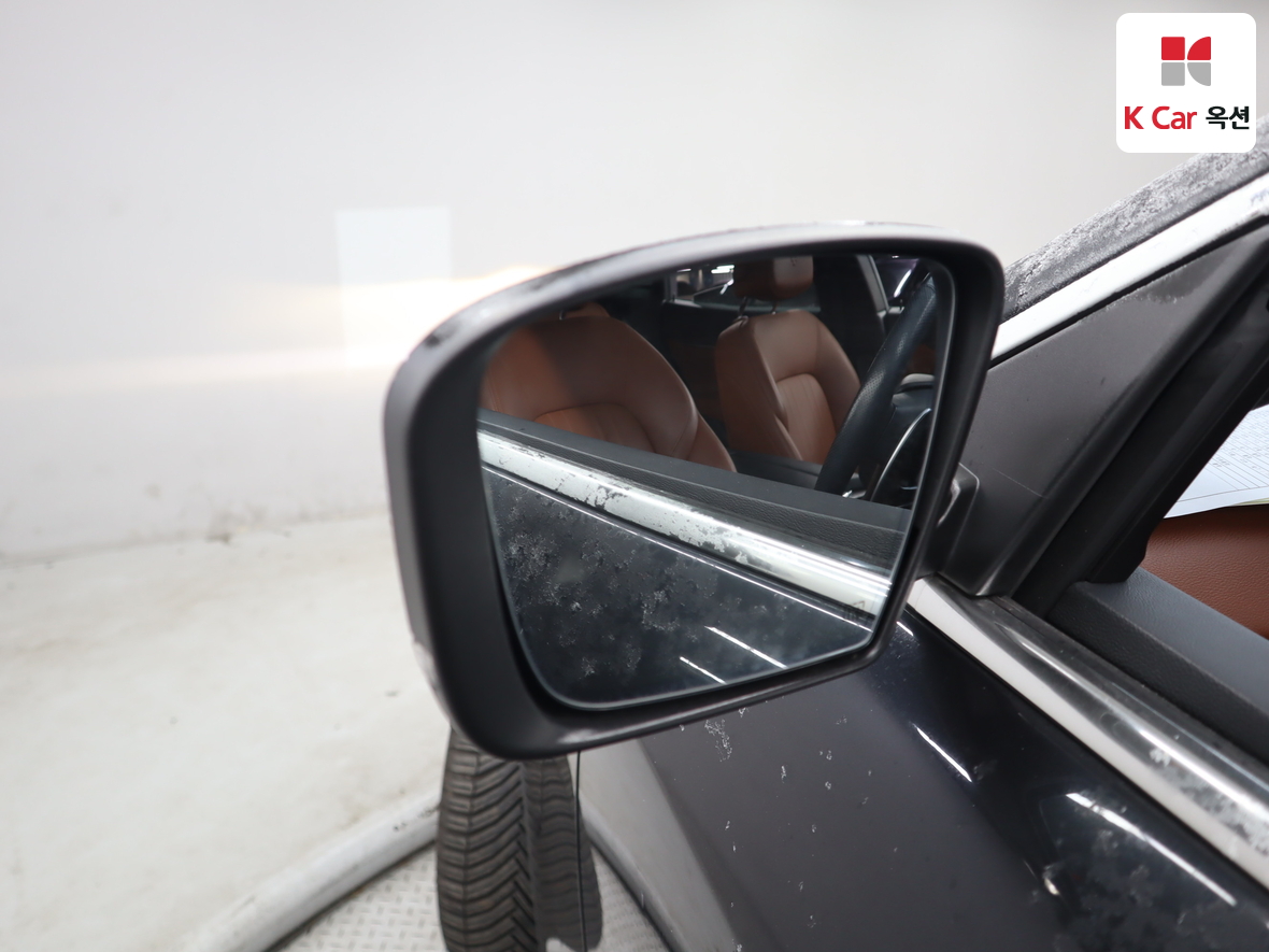 2019 - Maserati Levante