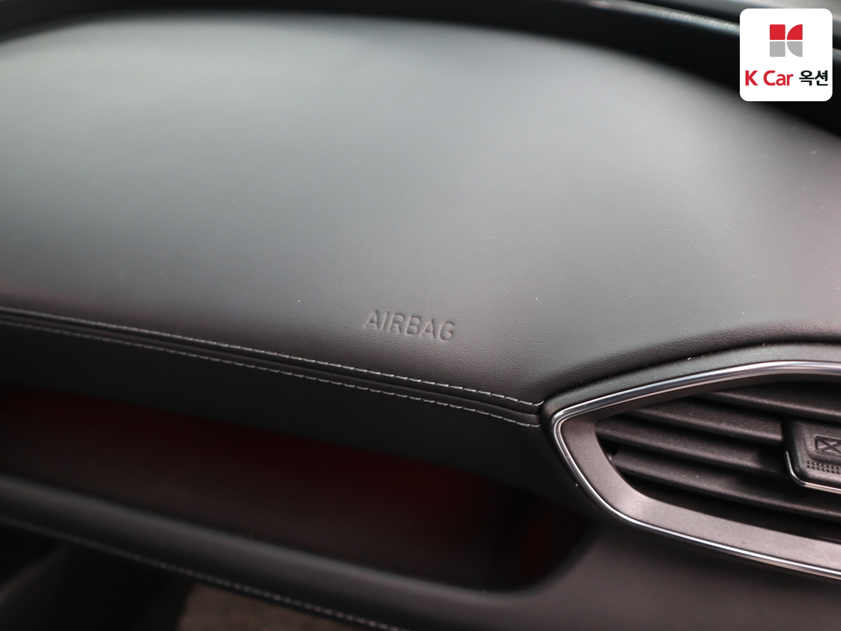 Hyundai Santa Fe 2021 - Image 31