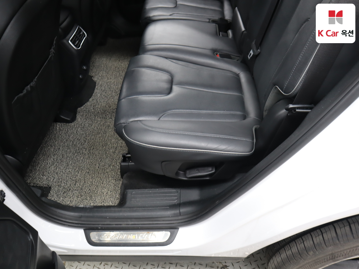 Hyundai Santa Fe 2021 - Image 22