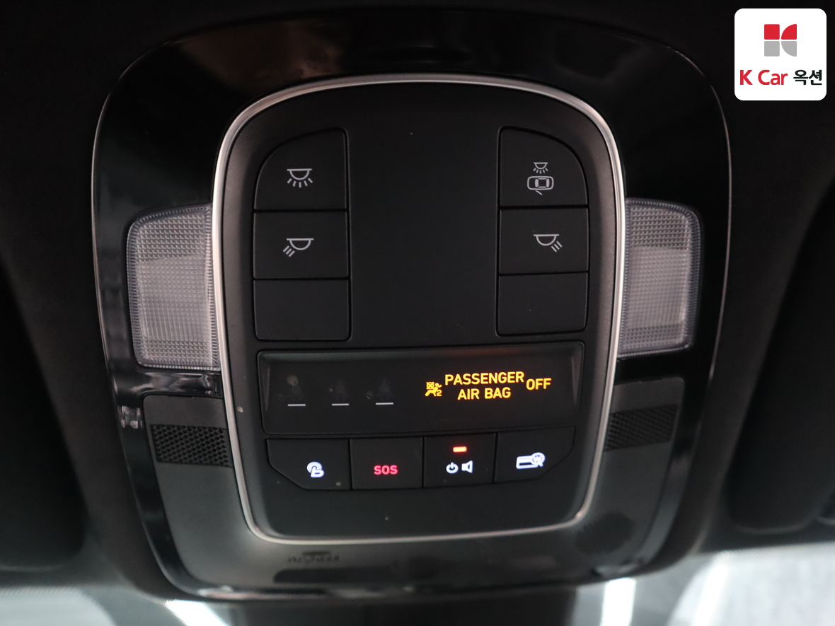 Hyundai Santa Fe 2021 - Image 12