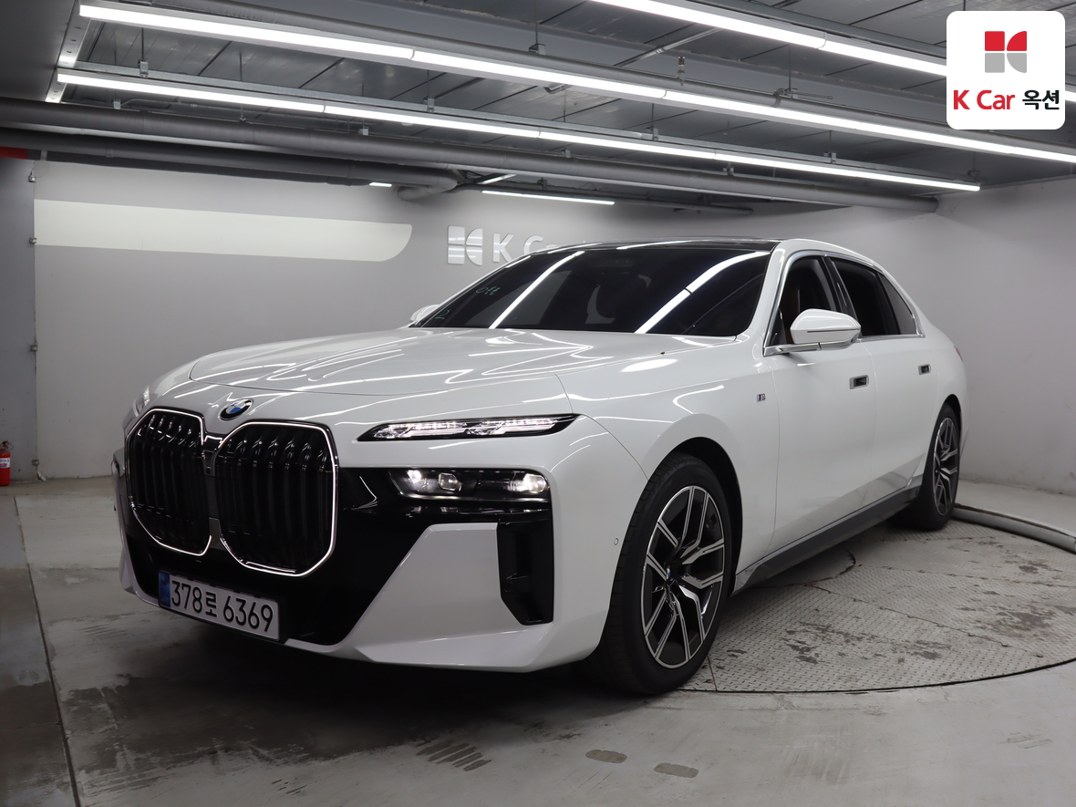 BMW 7시리즈 (G70) 740i xDrive M