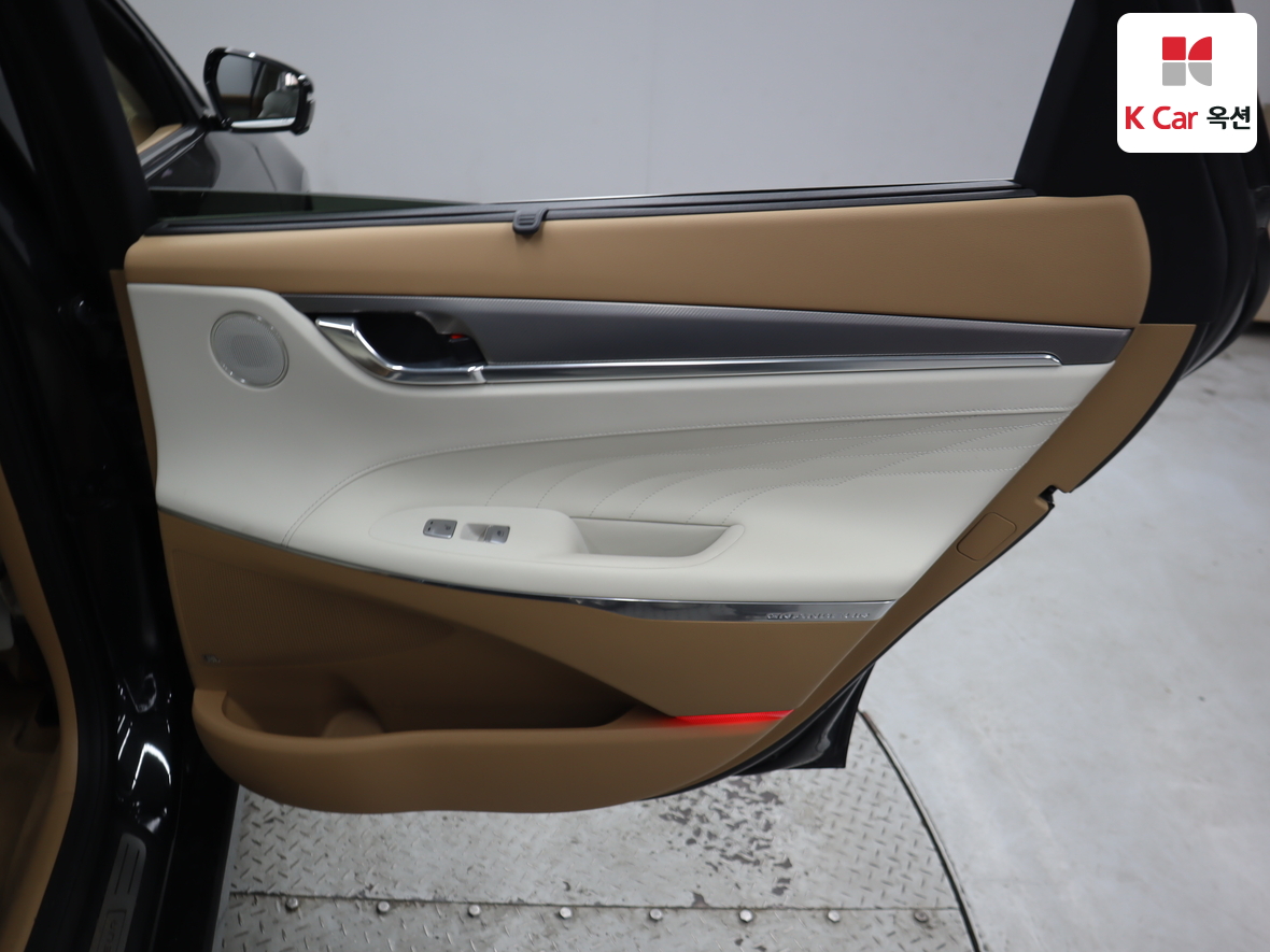 Hyundai Grandeur 2021 - Image 30