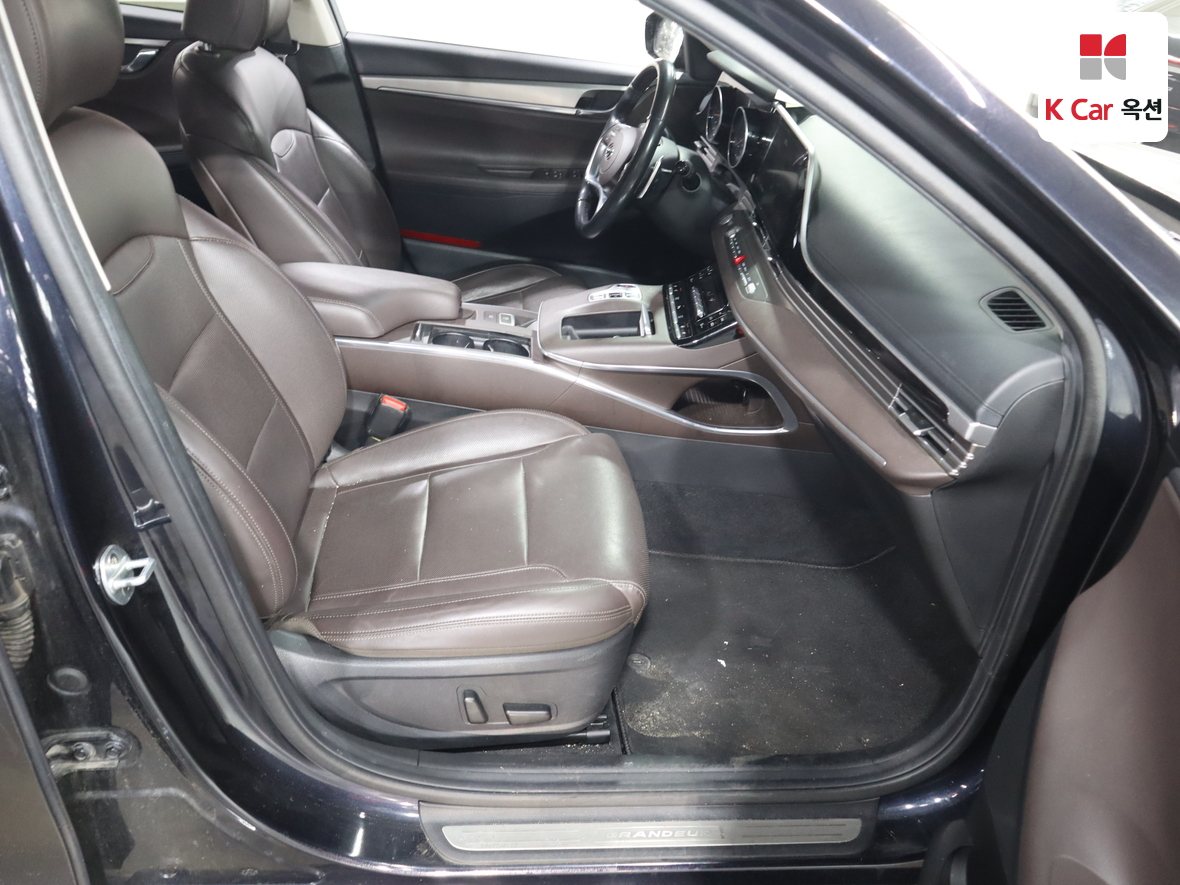 Hyundai Grandeur 2020 - Image 31