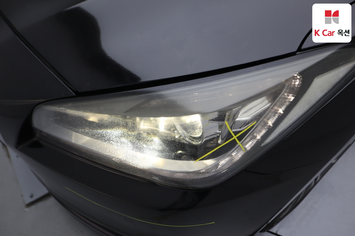 هيونداي جينيسيس 2014 - صورة 40