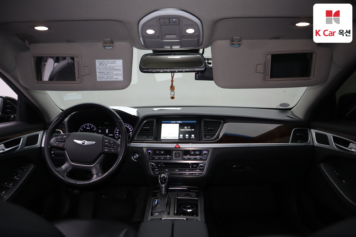 هيونداي جينيسيس 2014 - صورة 3