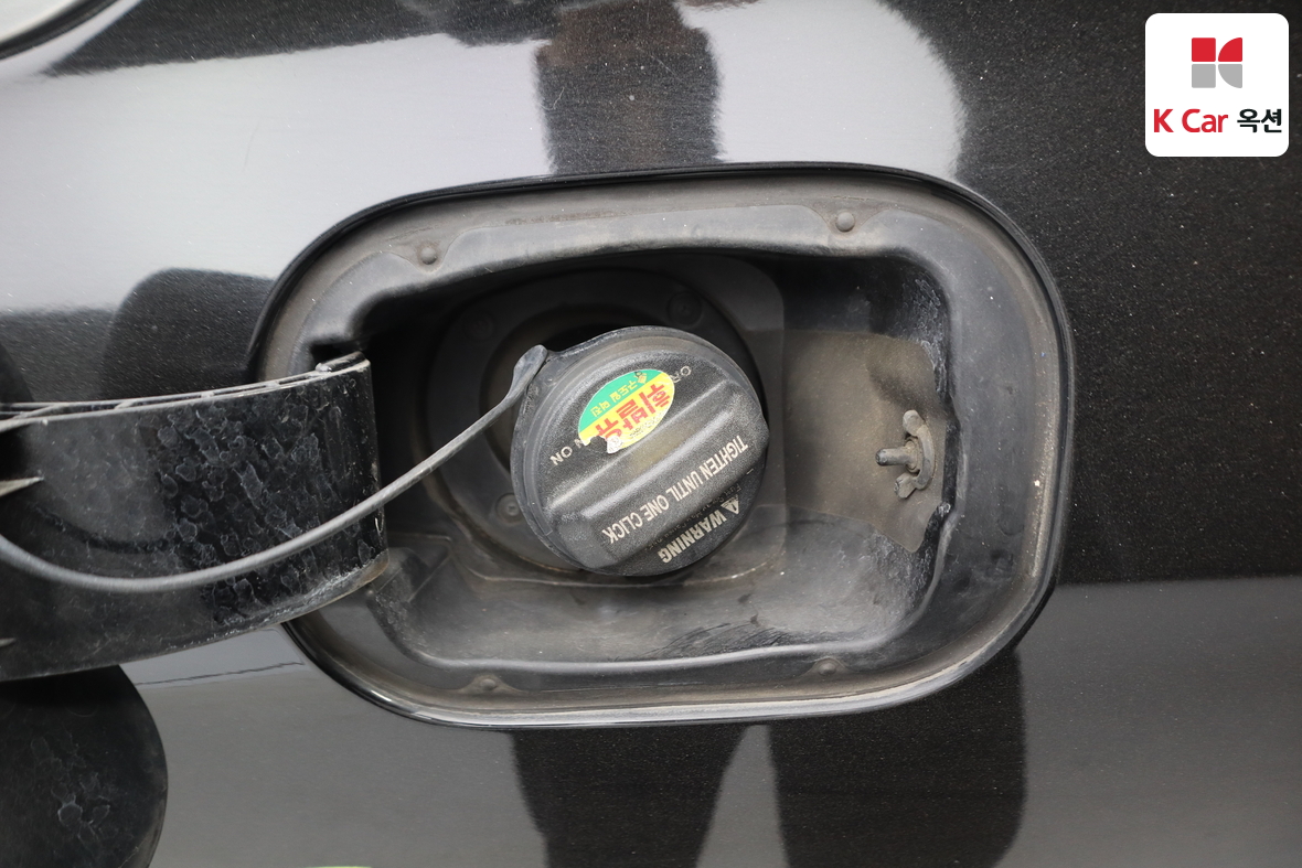 هيونداي جينيسيس 2014 - صورة 26