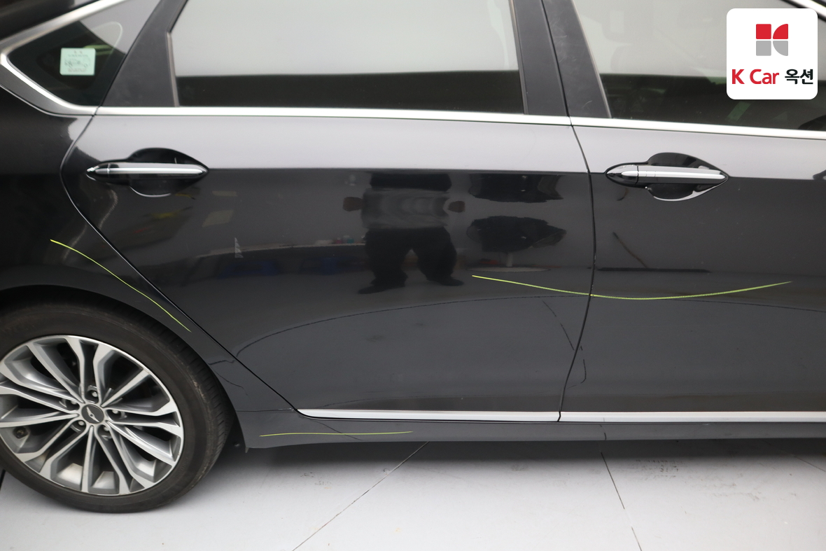 هيونداي جينيسيس 2014 - صورة 37