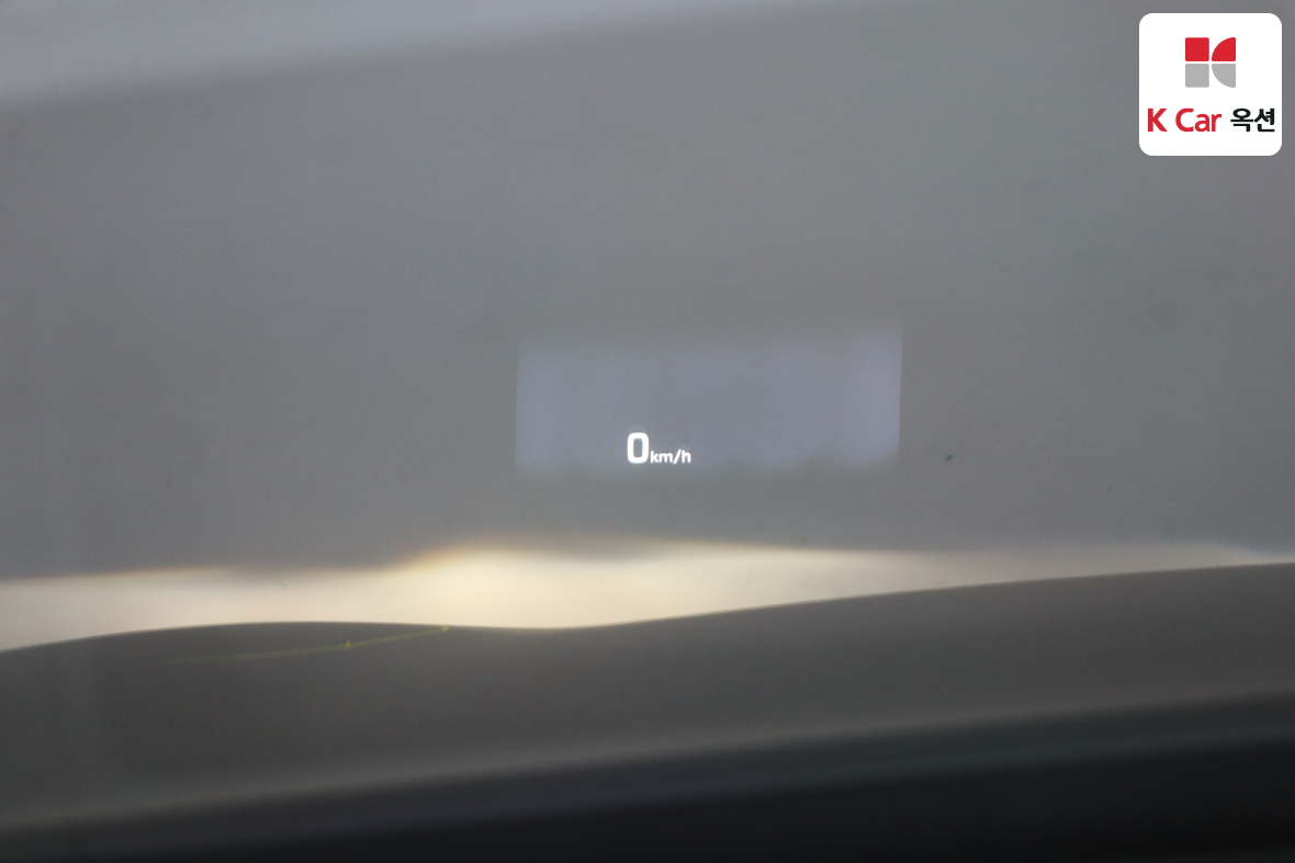 هيونداي جينيسيس 2014 - صورة 18