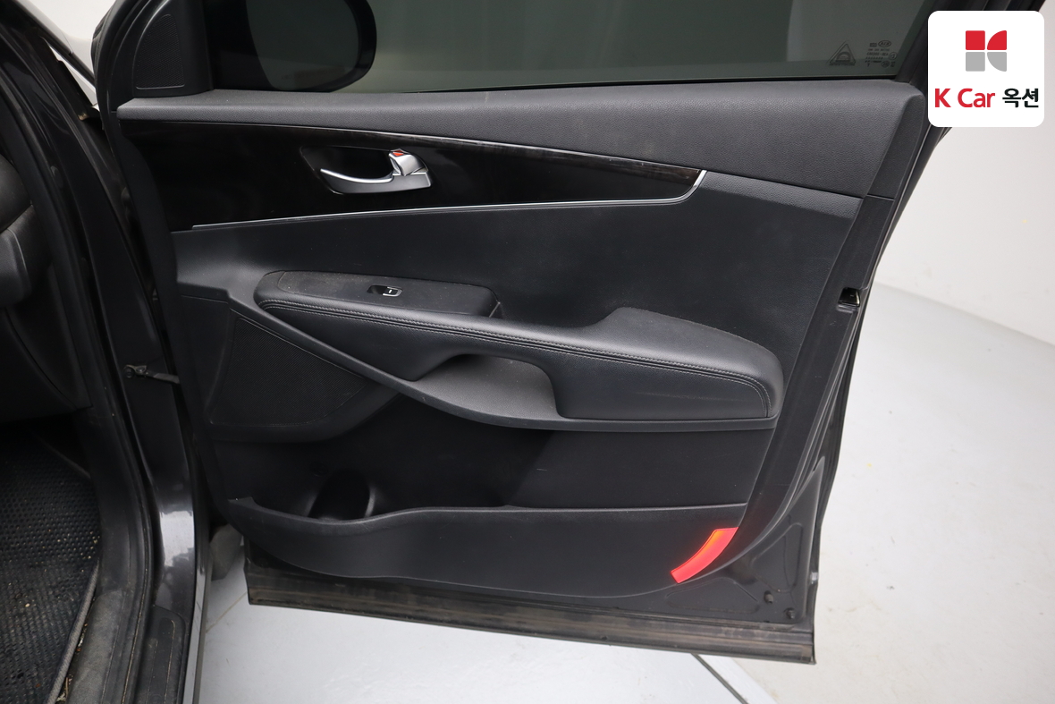 كيا سورينتو 2015 - صورة 30