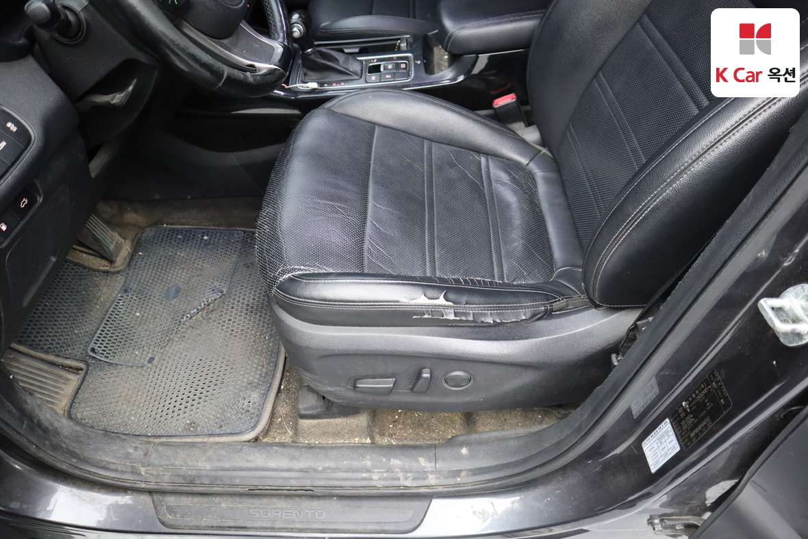 كيا سورينتو 2015 - صورة 20