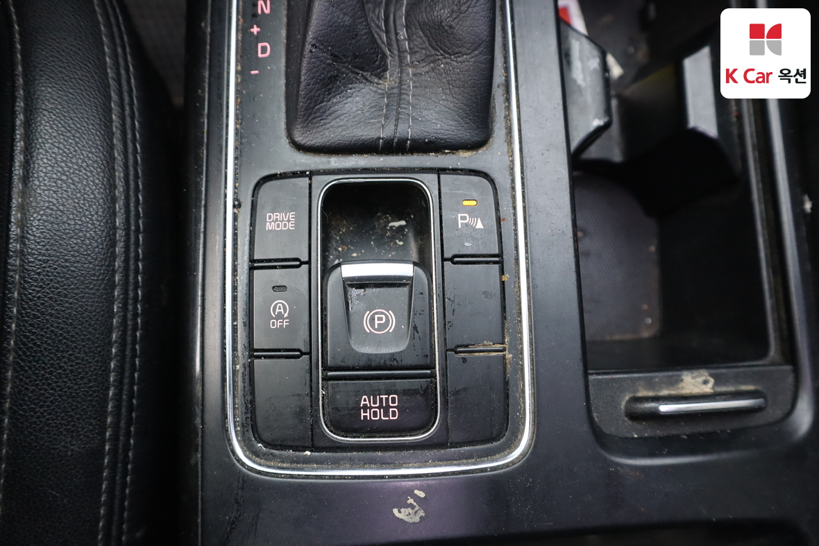 كيا سورينتو 2015 - صورة 16