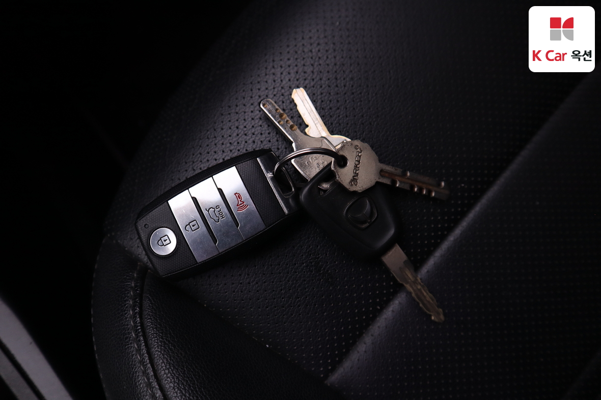 كيا سورينتو 2015 - صورة 17