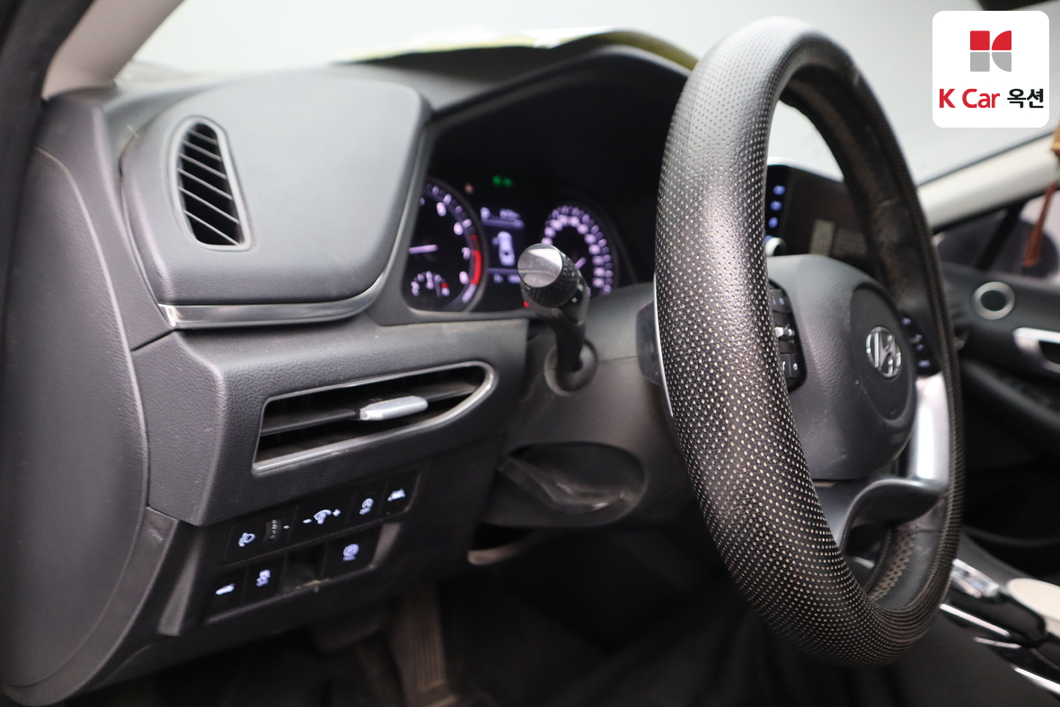 Hyundai Sonata 2021 - Image 9